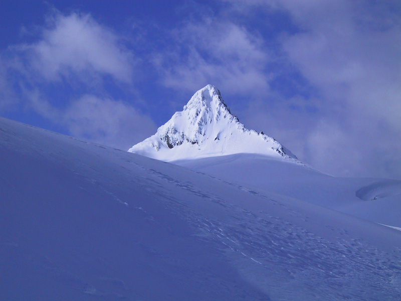 Summit Pyramid Of Mount Shuksan